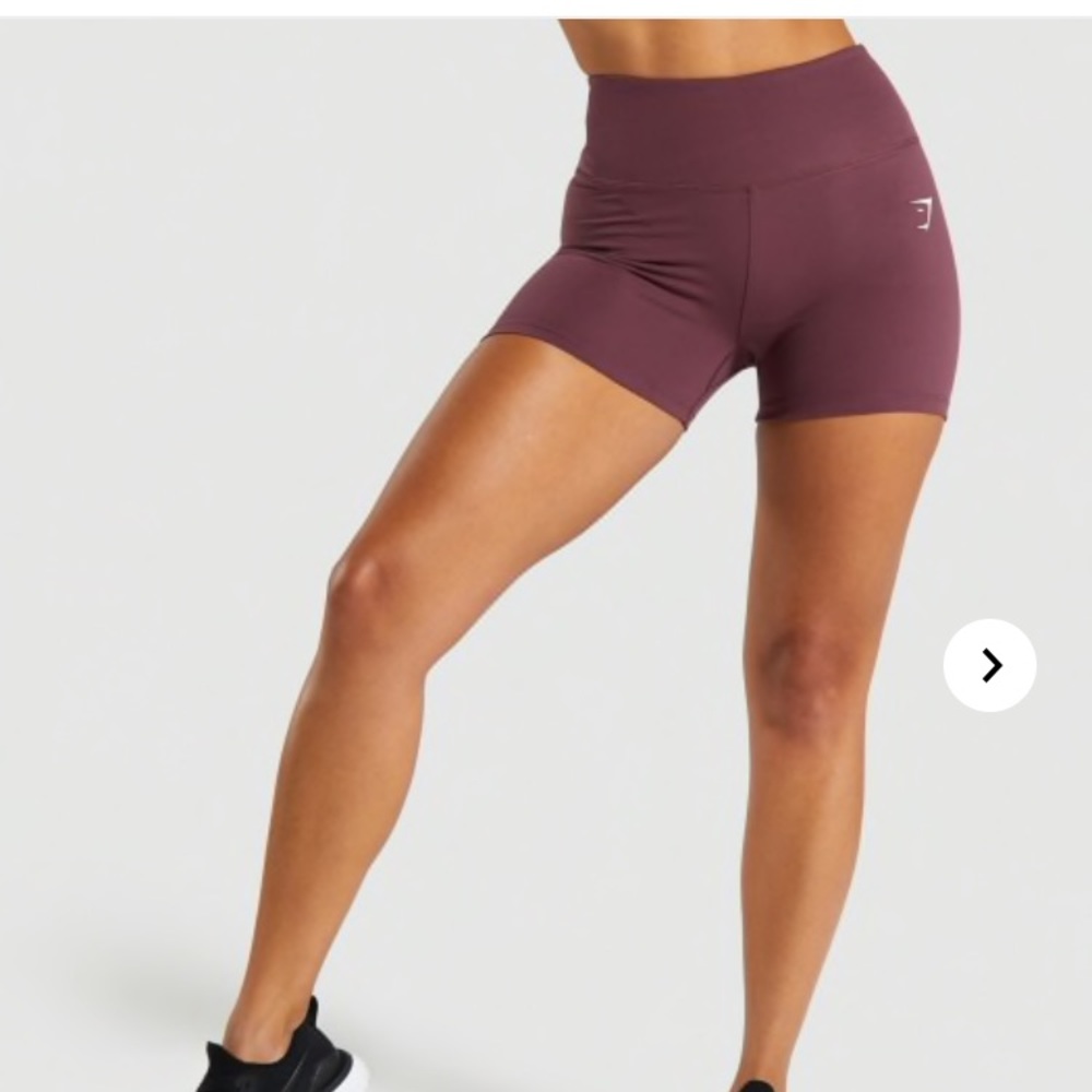 Gymshark Dreamy Shorts - Berry (S)